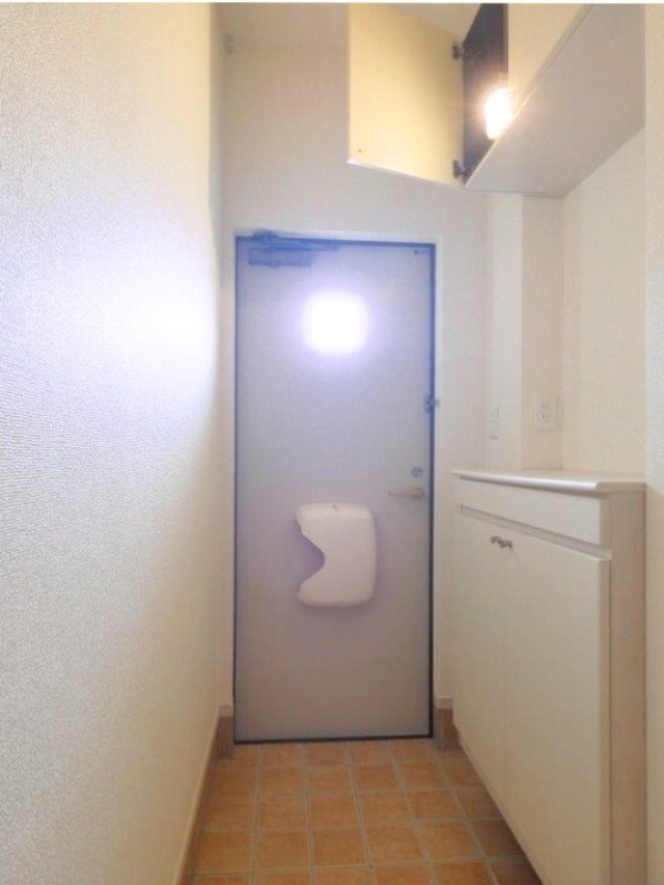 玄関　図面と現状に相違がある場合には現状を優先