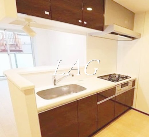 キッチン　キッチンです。