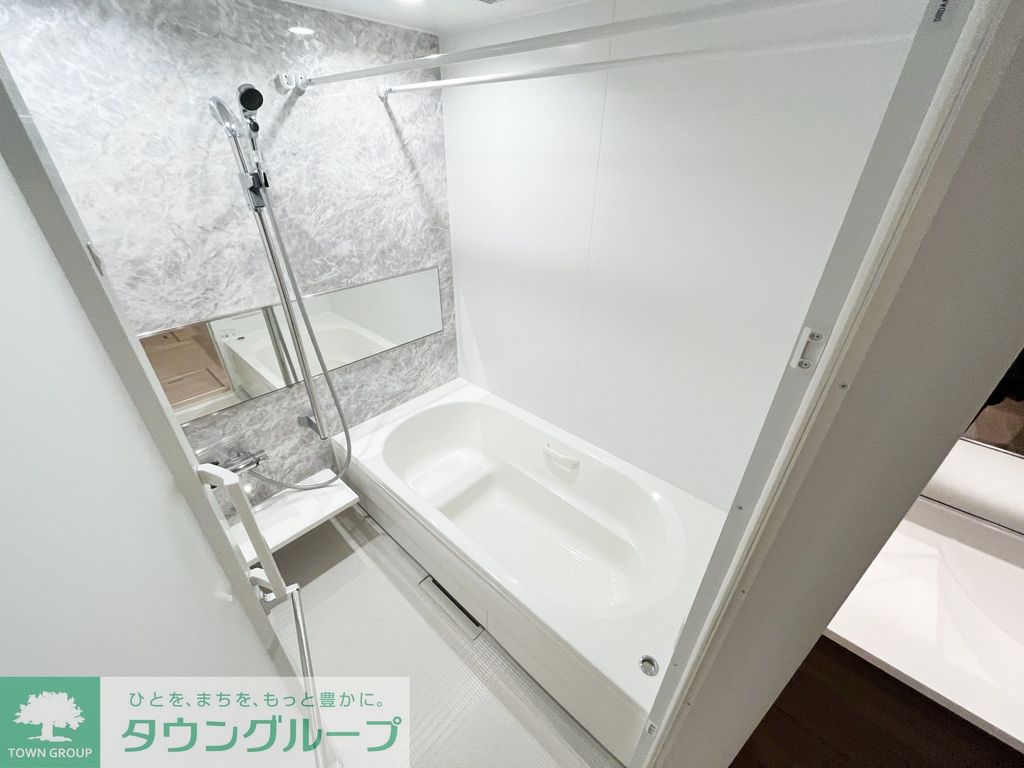 バス・シャワールーム　バス