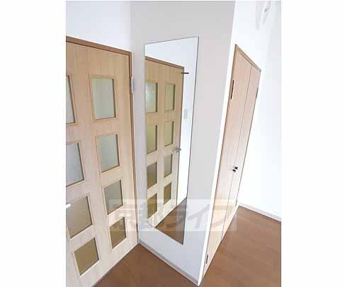 その他設備　鏡付きです