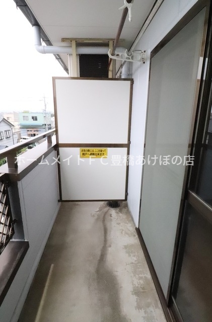 バルコニー　同型別部屋写真