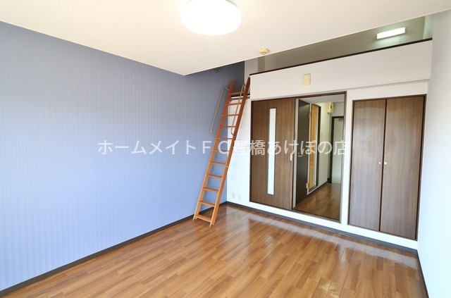 居室・リビング　同型別部屋写真