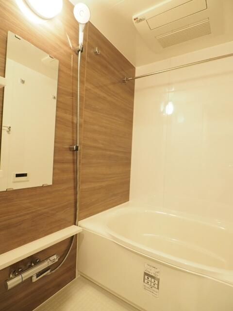 バス・シャワールーム　日々の暮らしに欠かせないお風呂です