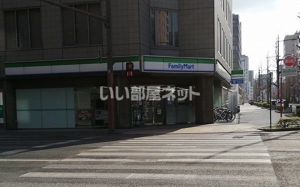 コンビニ　ファミリーマート　小倉鍛冶町二丁目店（コンビニ）まで263m