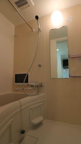 バス・シャワールーム　別部屋参考写真となります