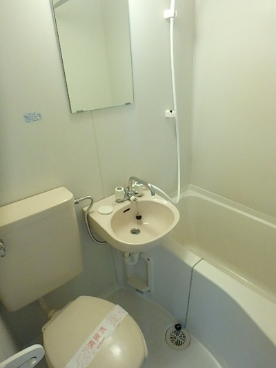 バス・シャワールーム　★お手入れのしやすい３点ユニット★