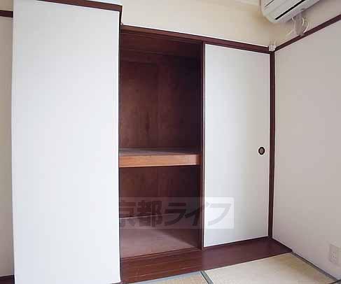 収納　大容量の押入れ収納です。