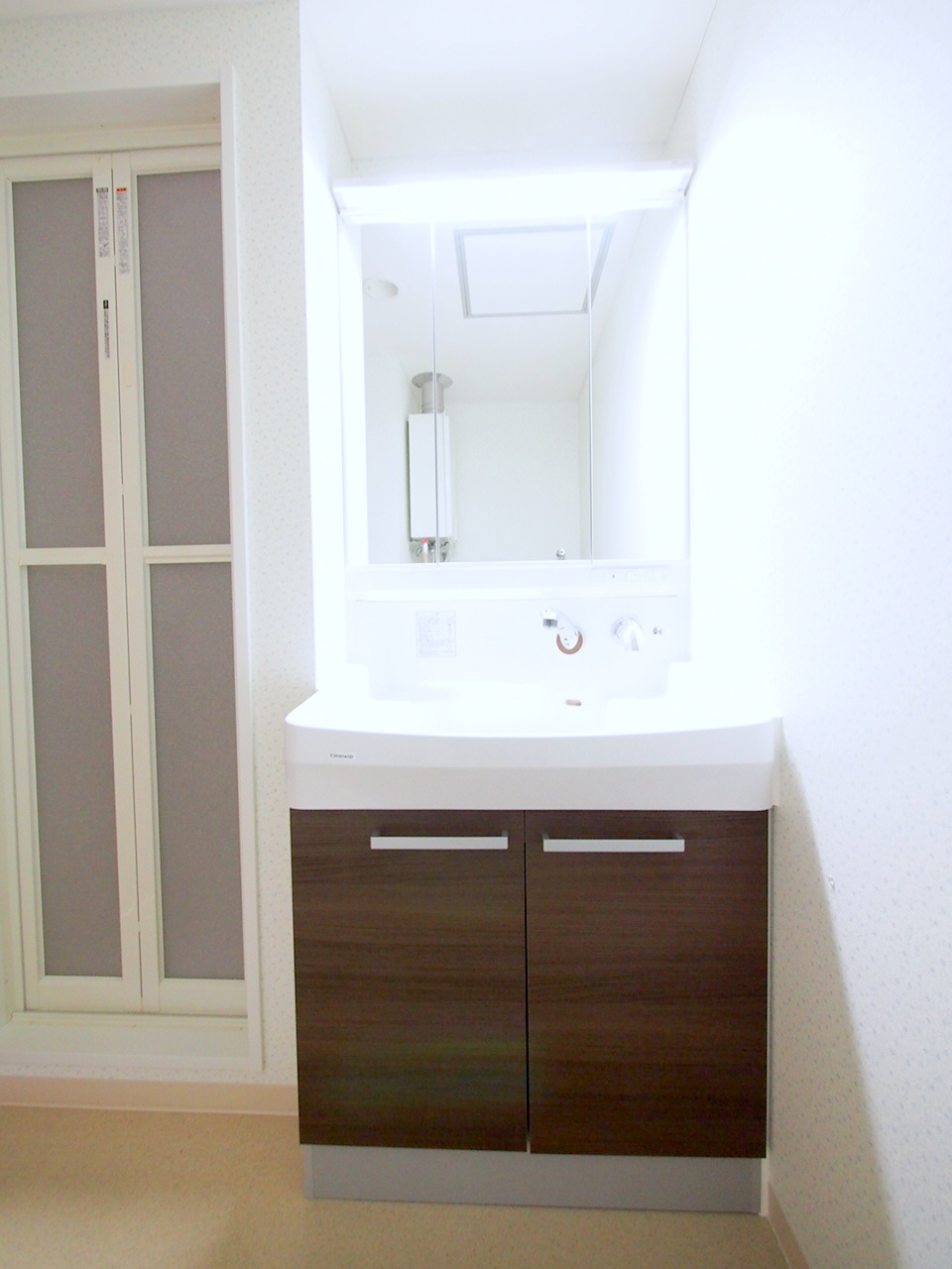 洗面設備　シャンプードレッサー完備しています♪