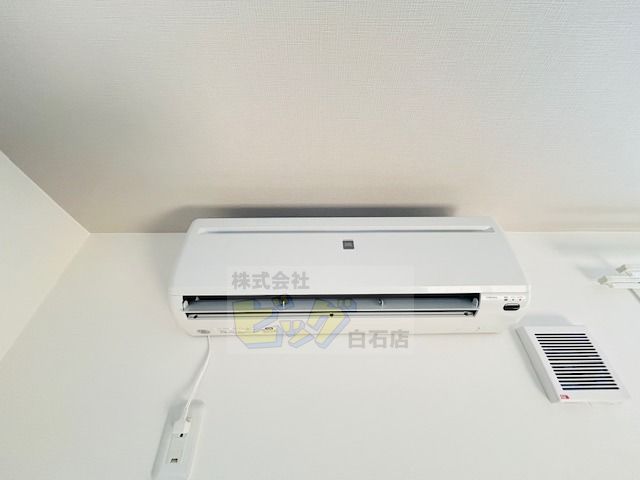 その他設備　エアコン完備で暑い夏も快適です♪