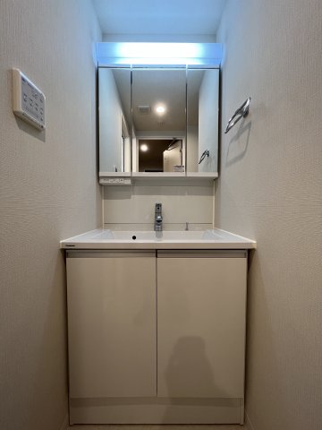 洗面設備　独立洗面化粧台付き☆