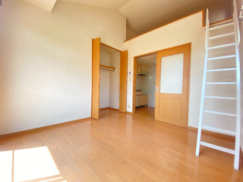 居室・リビング　別号室