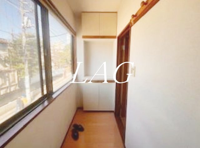 玄関　玄関です。