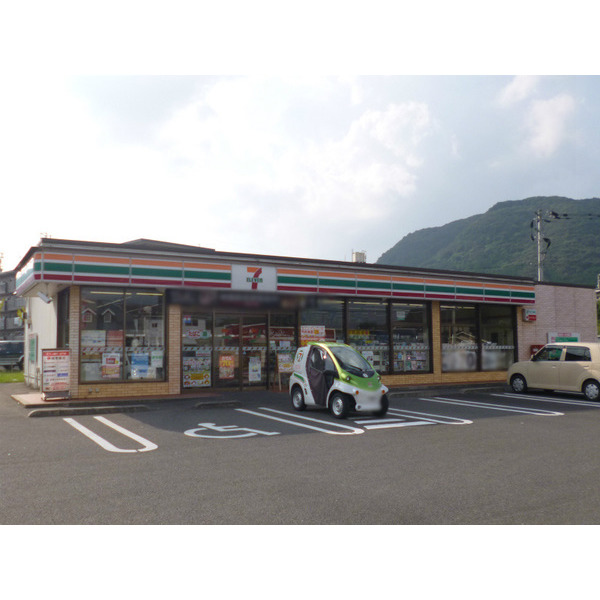 コンビニ　セブンイレブン武雄川良店（コンビニ）まで457m