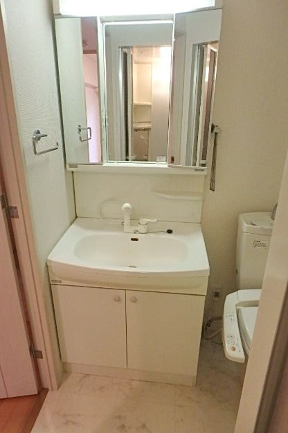 洗面設備　独立洗面台