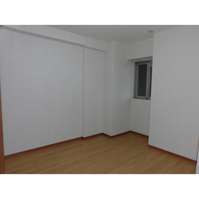 その他部屋・スペース　納戸（サービスルーム）（５．６帖）