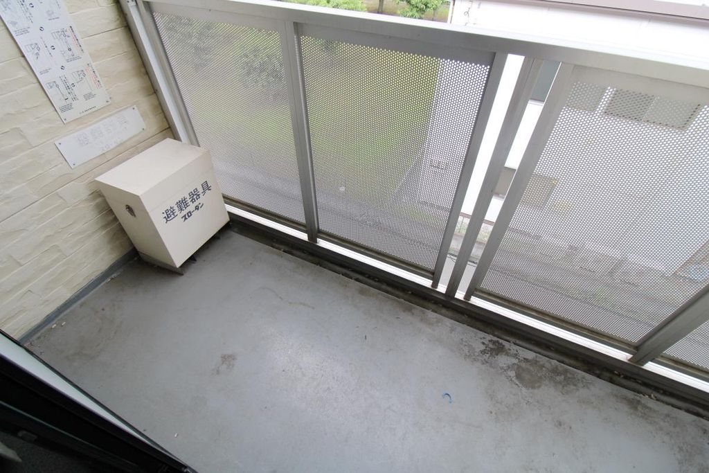 バルコニー　バルコニー