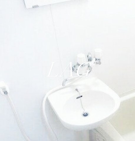 洗面設備　洗面台です。