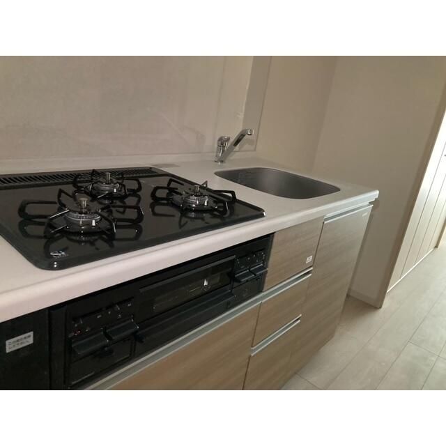 キッチン　※別部屋参考写真