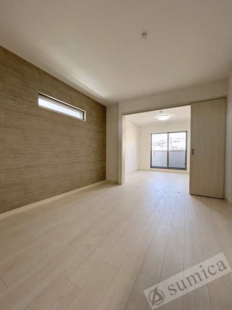 その他部屋・スペース　アクセントクロスがオシャレを演出♪