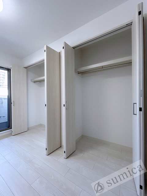 収納　収納力抜群の壁一面のクローゼットです♪♪