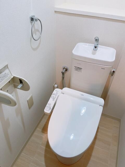 アイランドホームズのトイレ写真