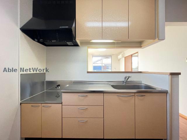 キッチン　※同物件別部屋の写真です。