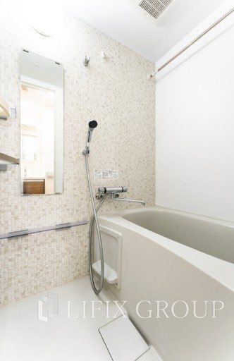 バス・シャワールーム　風呂