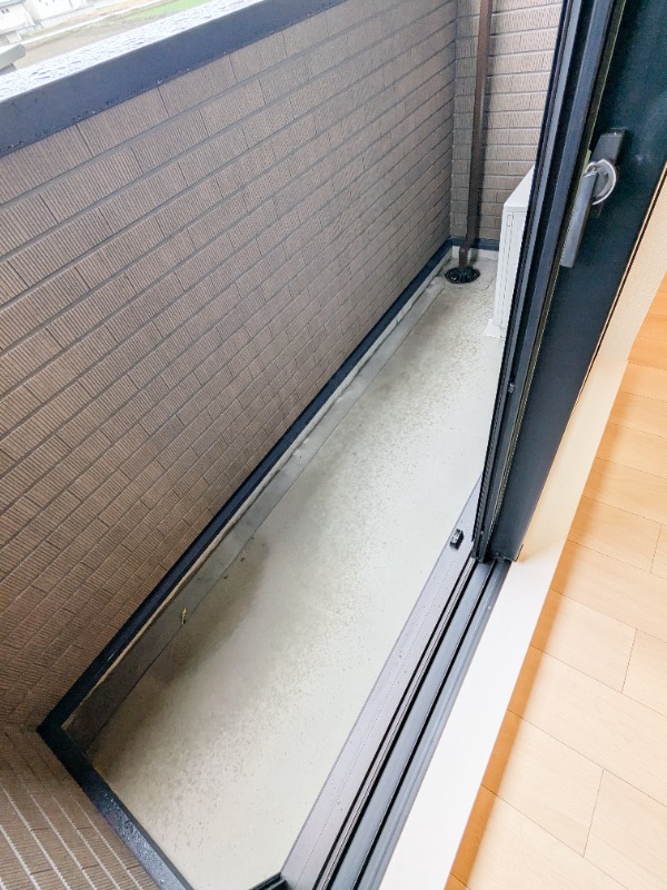 バルコニー　図面と現状に相違がある場合には現状を優先