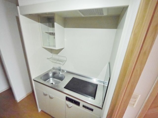 キッチン　※別部屋参考写真です