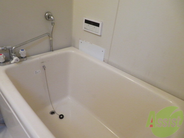 バス・シャワールーム　バス・トイレ別でお掃除しやすいですよ～。