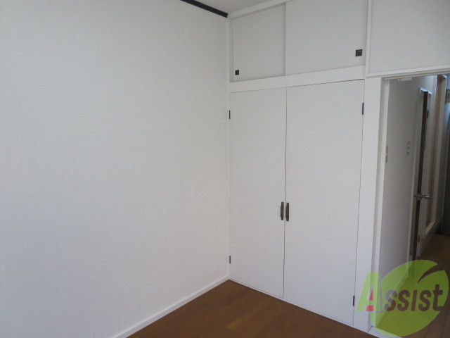 収納　収納がありました。お洋服や荷物はここへ。