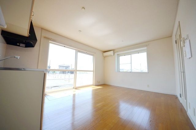 居室・リビング　♪明るいリビングスペース♪