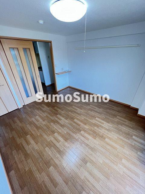 居室・リビング　居間です