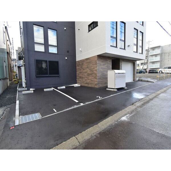 駐車場　駐車場があります