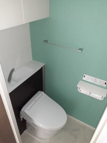 トイレ　落ち着いたトイレです