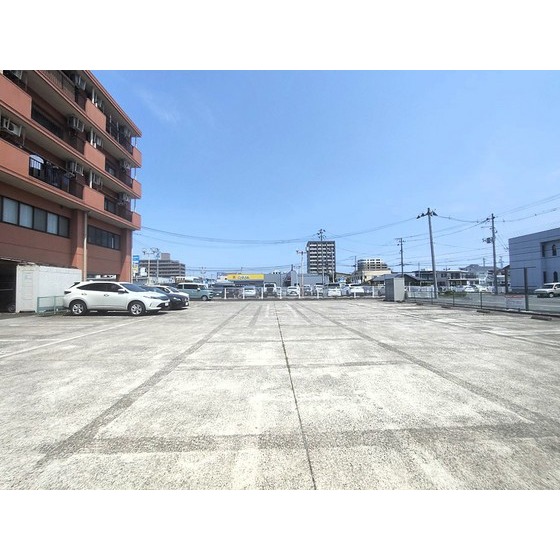 駐車場　２台目ご相談下さい。