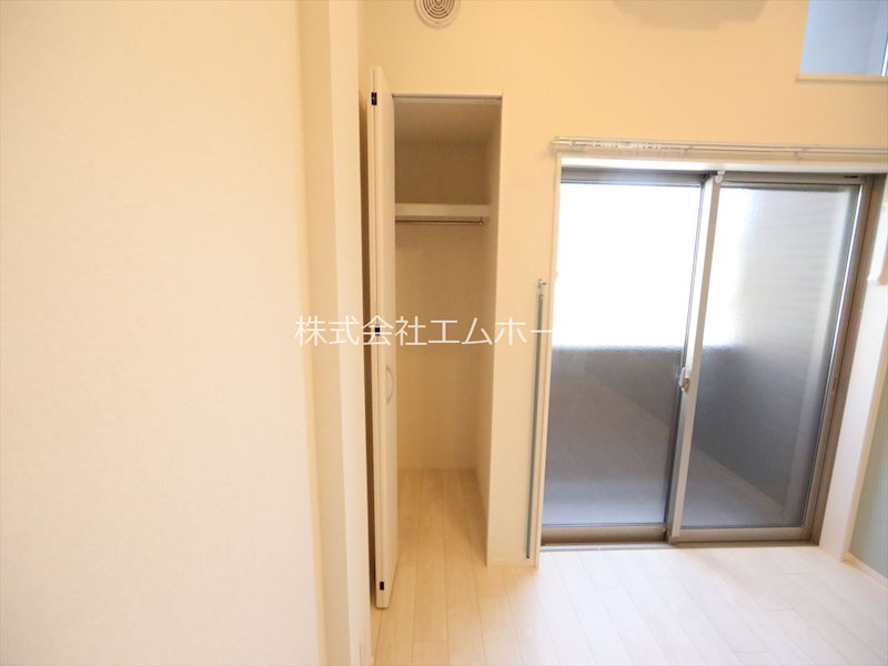 収納　クローゼット付