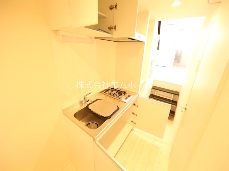 キッチン　システムキッチン（ガス2口コンロ付）