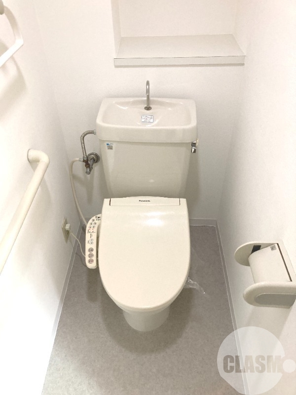 トイレ　ウォシュレット＆ウォームレット