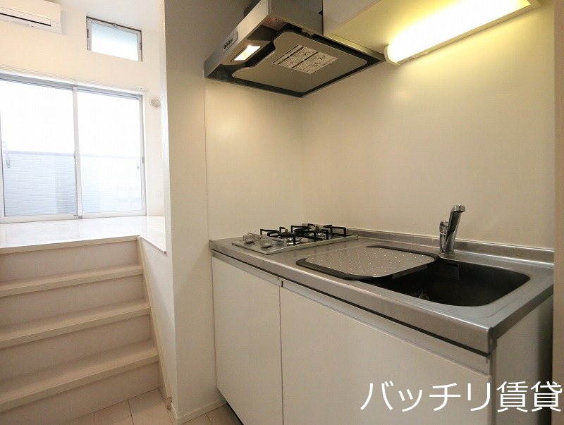 キッチン　同型タイプの為、現状を優先致します。