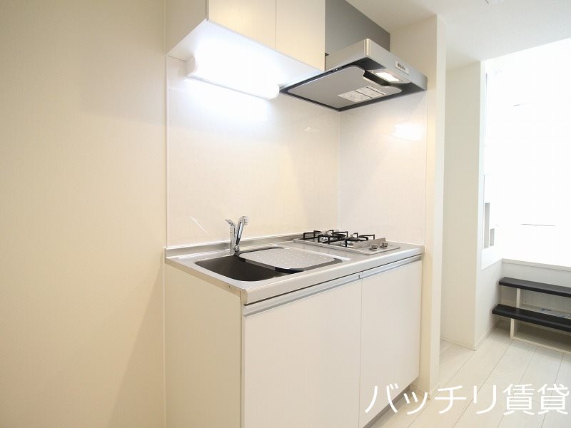キッチン　画像は別号室タイプの為、現状を優先致します。