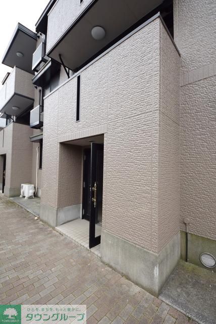 エントランス　お問合せはタウンハウジングまで！※現地待合わせ相談可能