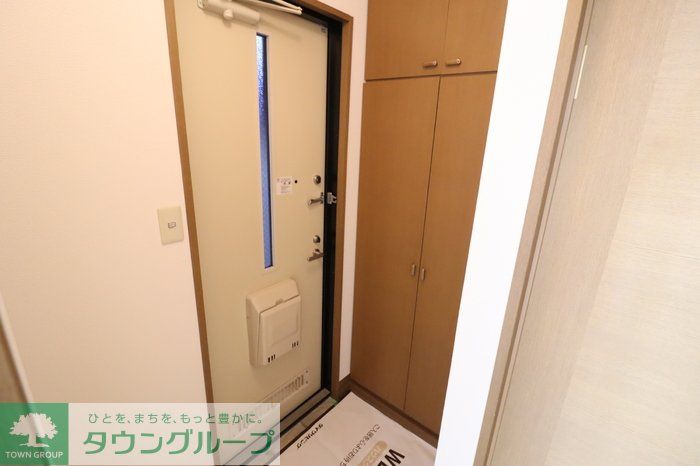 玄関　お問合せはタウンハウジングまで！※現地待合わせ相談可能