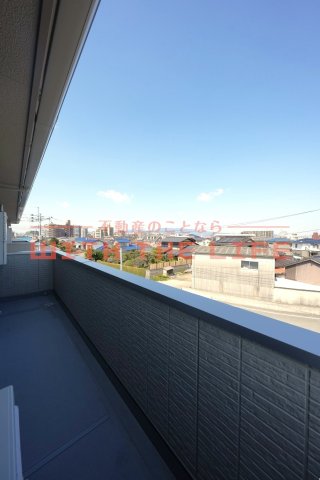 バルコニー　落ち着いた時間を過ごせるバルコニーです