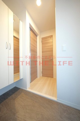 玄関　明るい玄関です