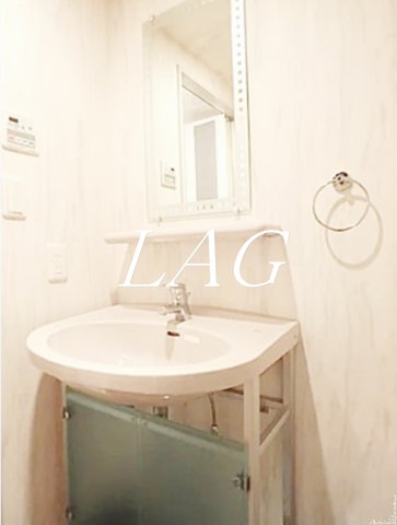 洗面設備　洗面台です。