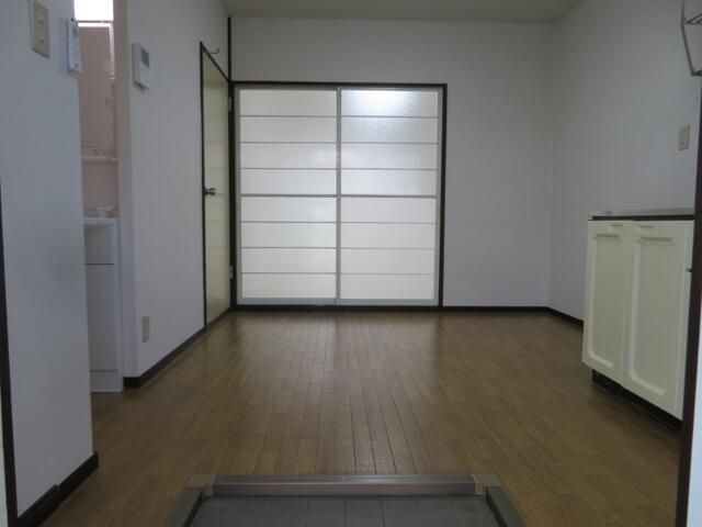 居室・リビング　※同建物別室参照