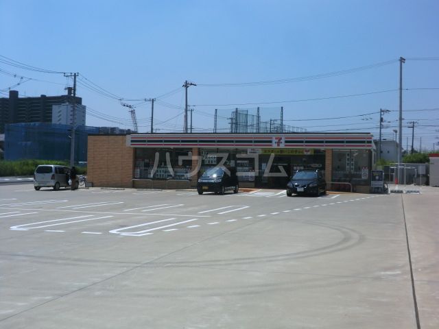 コンビニ　セブン-イレブン八千代緑が丘北店（コンビニ）まで213m