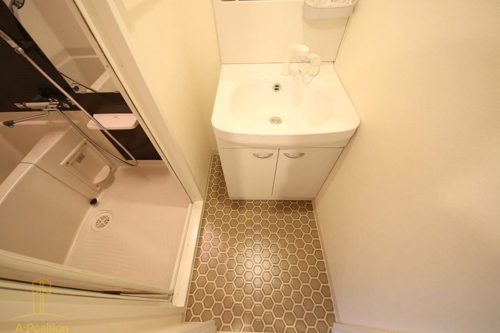 洗面設備　Flair Nanba