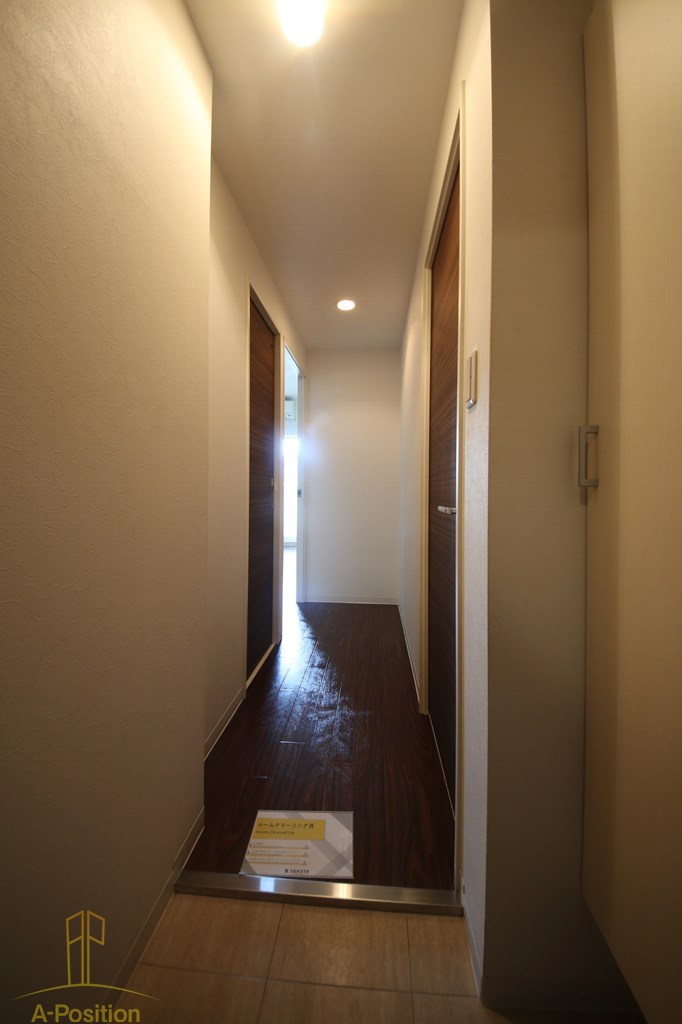 玄関　ウインズコート今福西